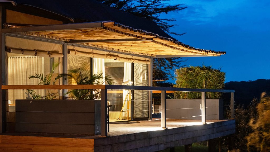 Lake Nakuru the Cliff Lodge Lake Nakuru the Cliff Lodge