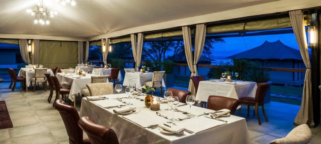 Lake Nakuru the Cliff Lodge Lake Nakuru the Cliff Lodge